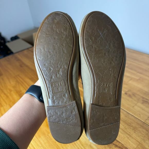 Frye Carson Round Toe Ballet Flats Light Tan Brown Leather Size 6.5 - Picture 6 of 8